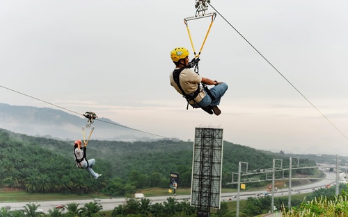 From Kuala Lumpur: Skyline Luge, Fireflies & Blue Tears Tour