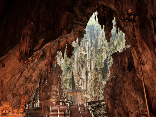 Batu Caves Half-Day Tour with Complimentary Fresh Coconut Water