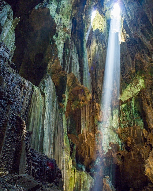 Kuching Day Tour: Silabur Cave, the Jade Cave of Sarawak