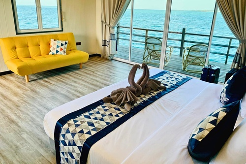 Shun Shun Water Bungalow Semporna